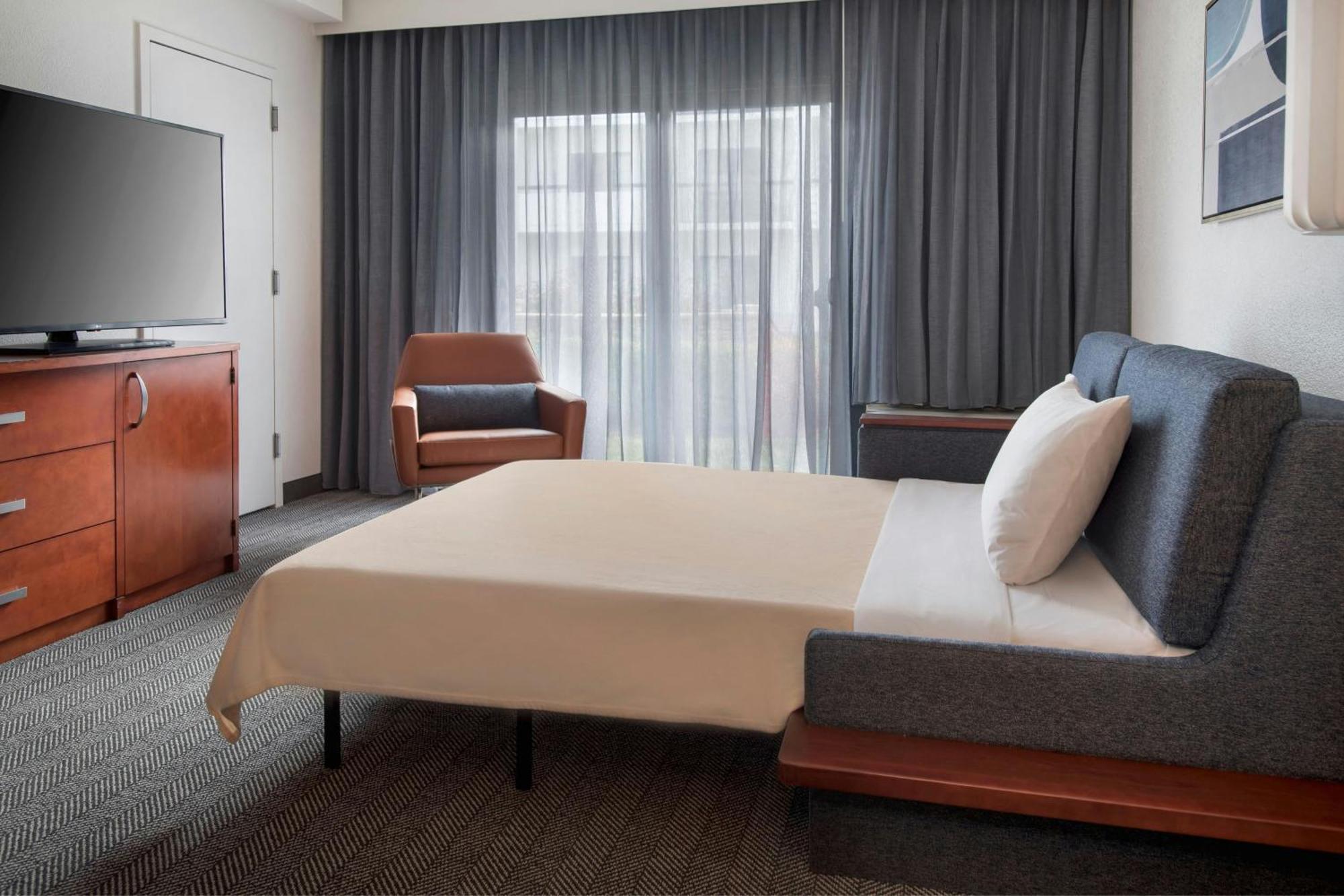 Courtyard By Marriott Silver Spring North/White Oak Εξωτερικό φωτογραφία