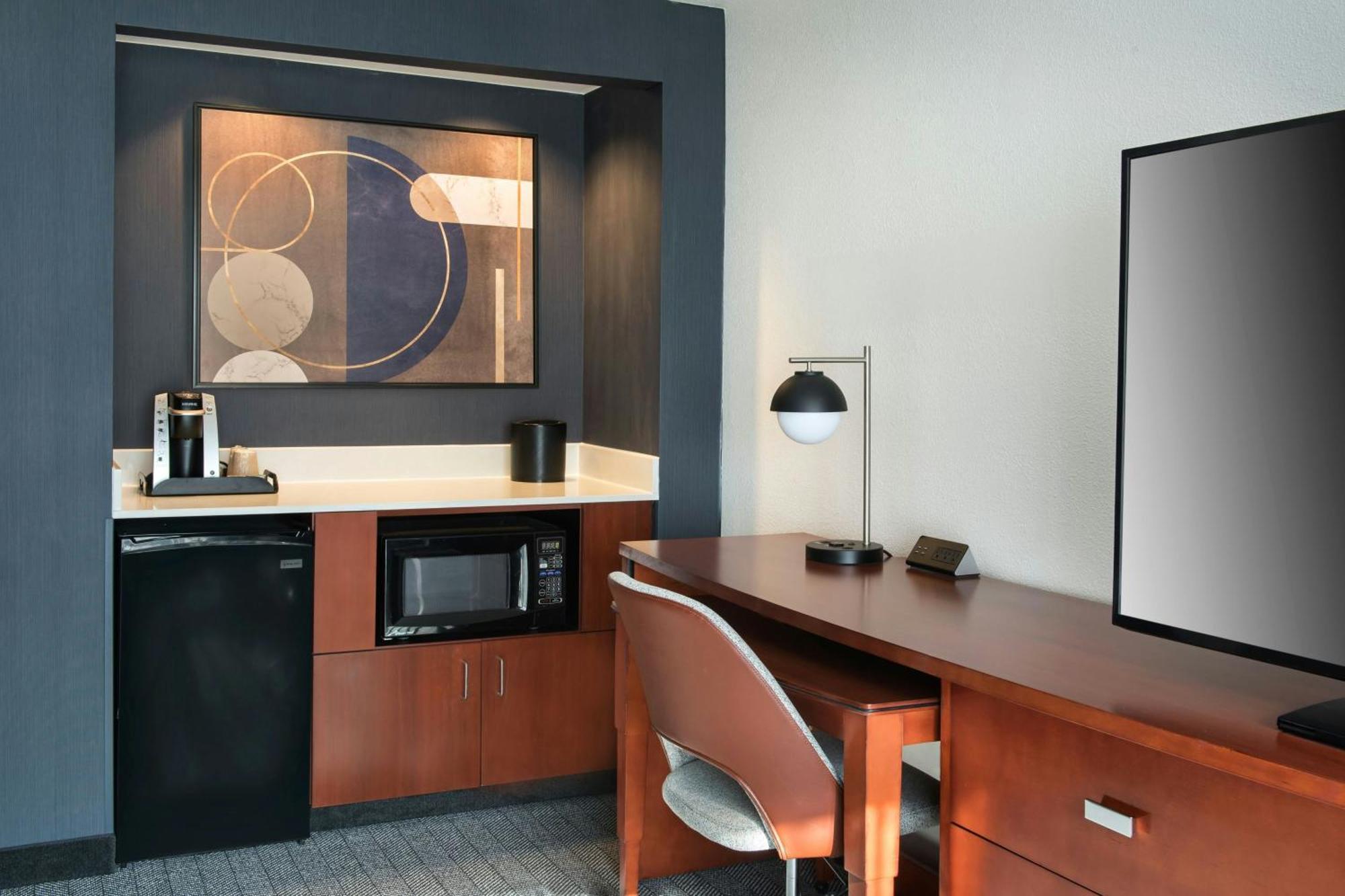 Courtyard By Marriott Silver Spring North/White Oak Εξωτερικό φωτογραφία