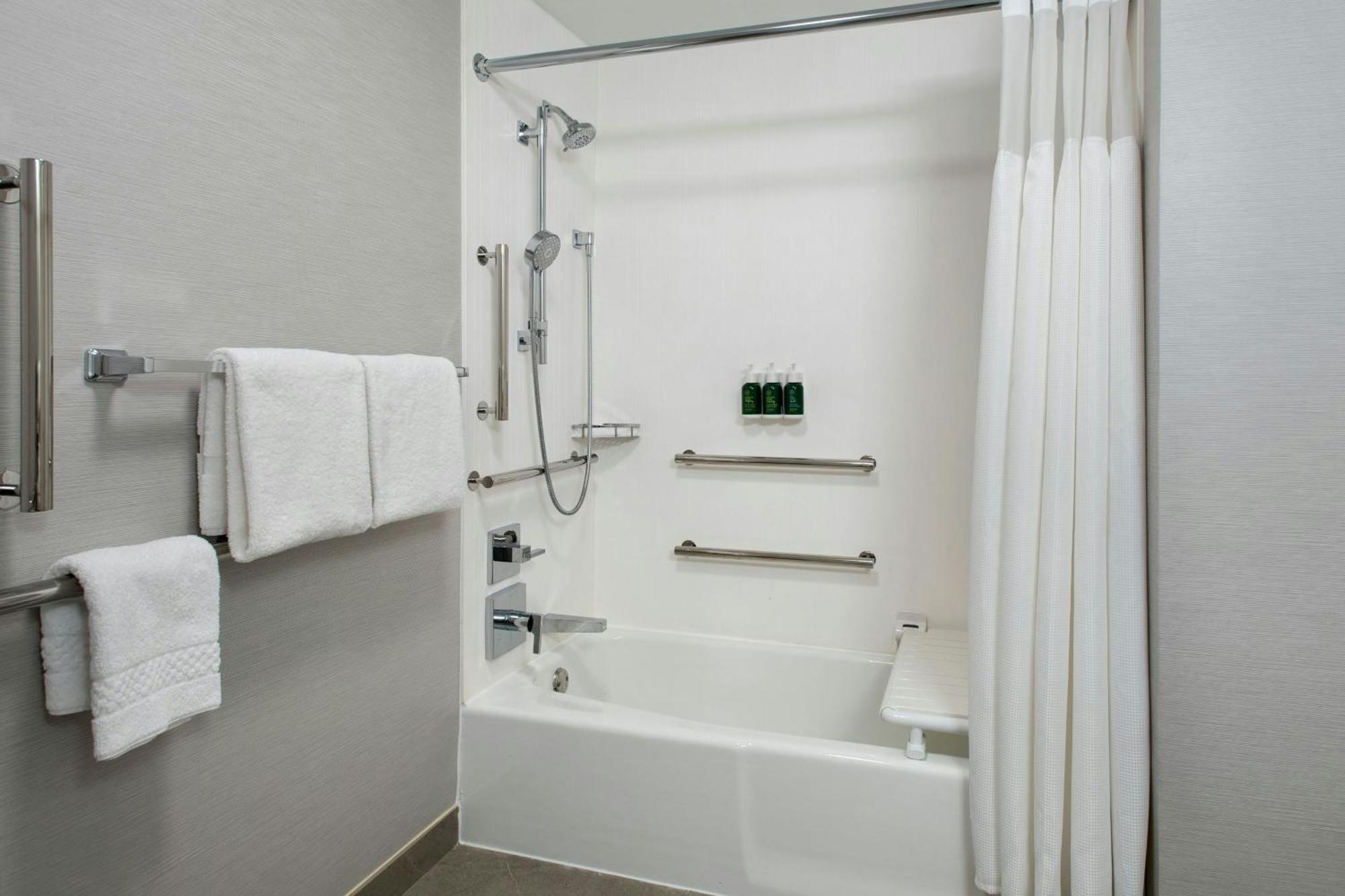 Courtyard By Marriott Silver Spring North/White Oak Εξωτερικό φωτογραφία