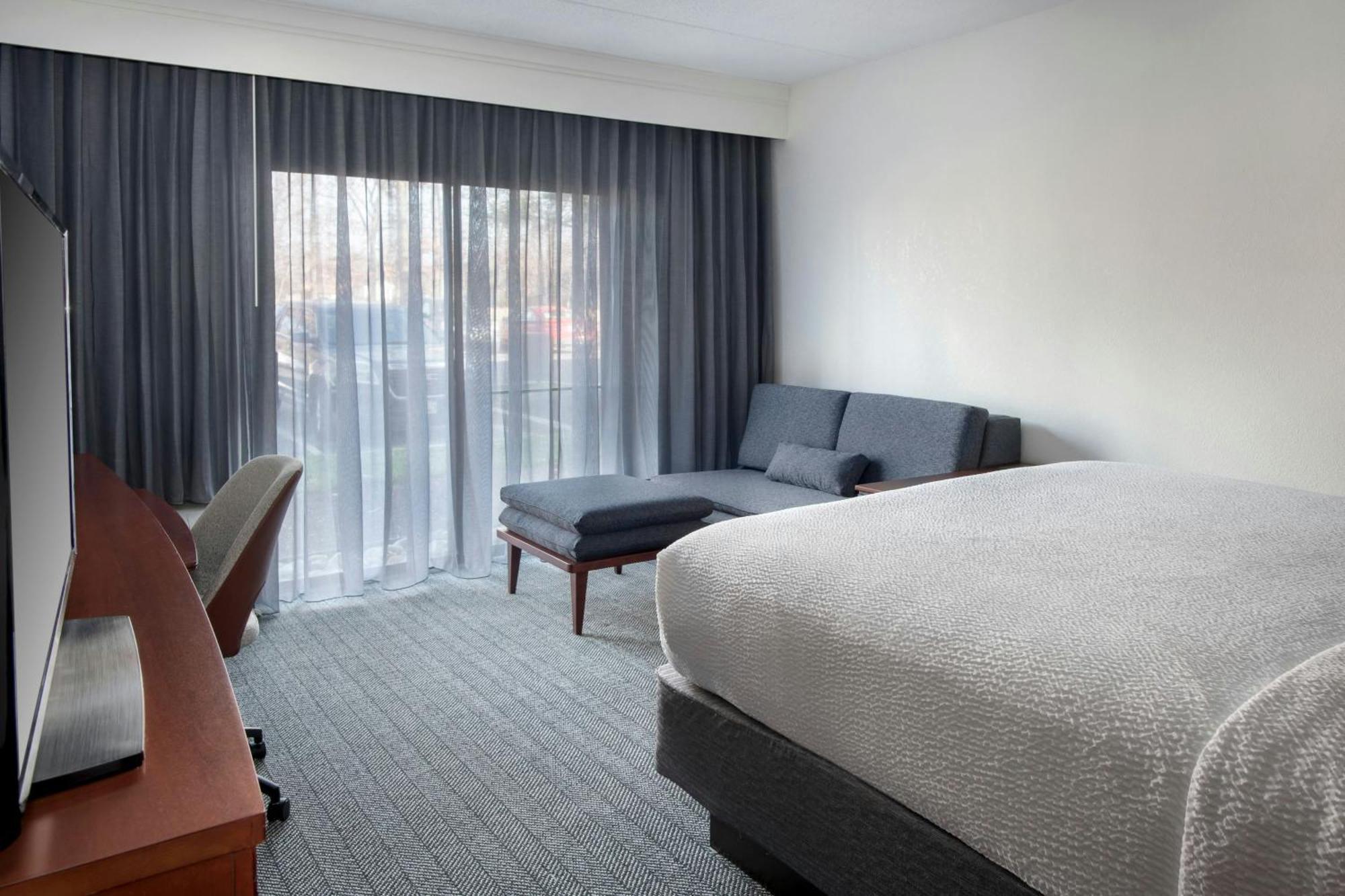 Courtyard By Marriott Silver Spring North/White Oak Εξωτερικό φωτογραφία