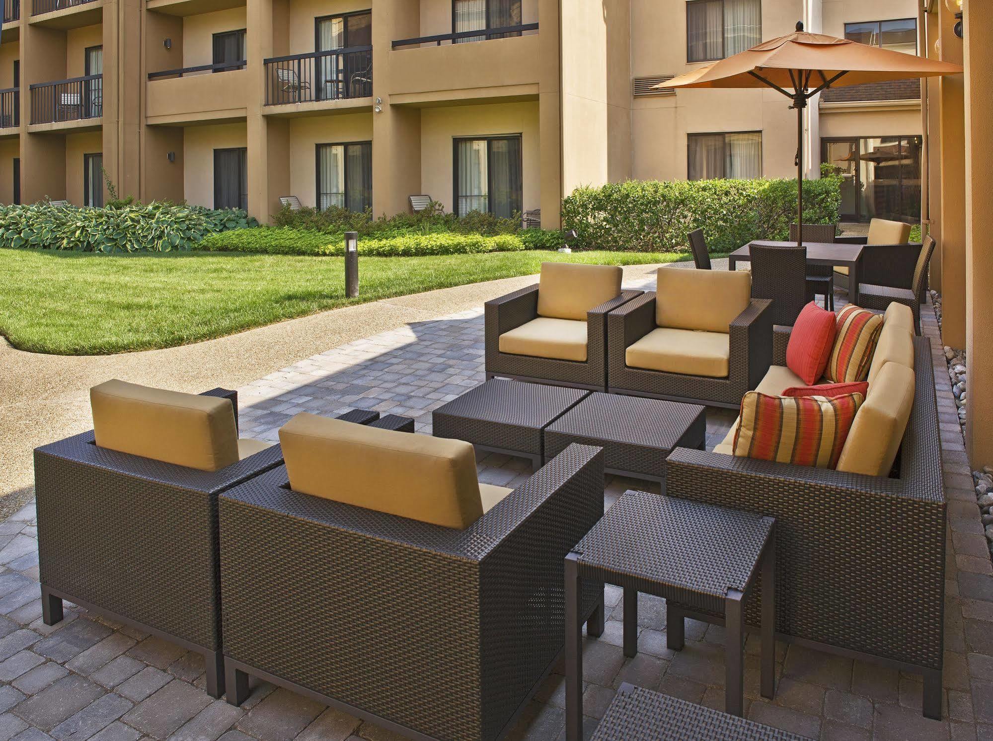 Courtyard By Marriott Silver Spring North/White Oak Εξωτερικό φωτογραφία